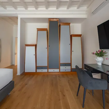 Ara Di Marte Living Art Guest house 4*